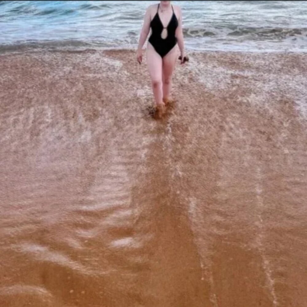Women's Plunge Bead Detail Extra High Leg One Piece Swimsuit - Shade & Shore M - Picture 3 of 7